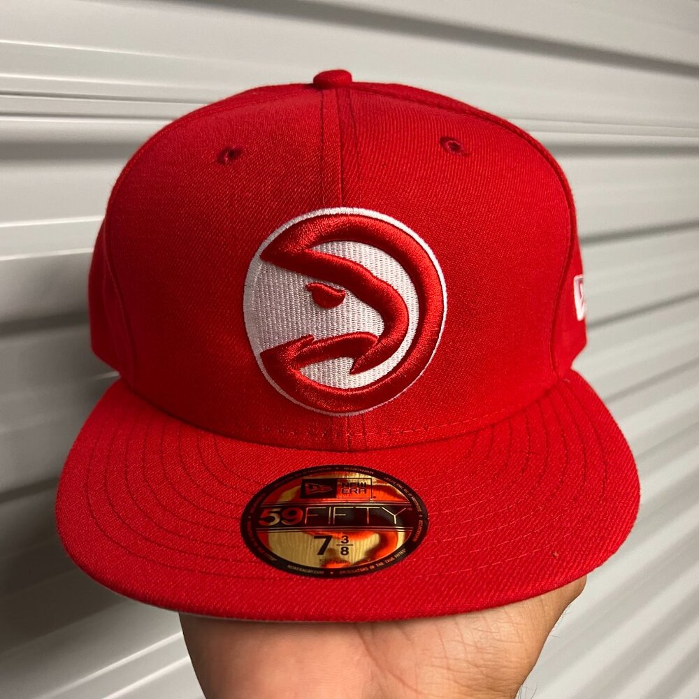 Atlanta Hawks NBA Red White Fitted Hat - New